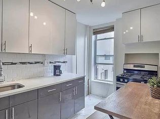 910 Gates Ave #2, Brooklyn, NY 11221