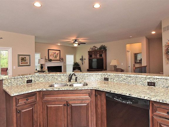 5th image of 237 Meadows Of Wildwood Blvd
