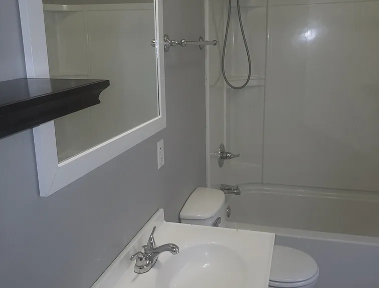 1418 Arlington Ave #2 — Photo 11