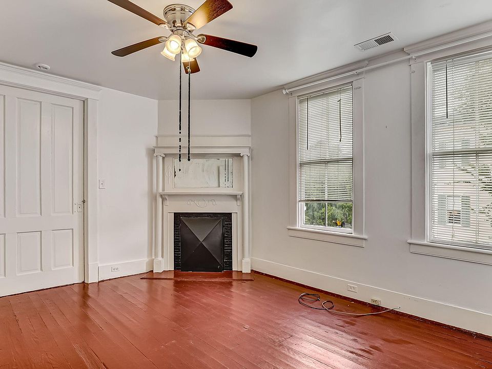 1st image of 126 E Waldburg St