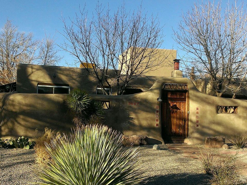 1st image of 3607 Calle Del Sol NE