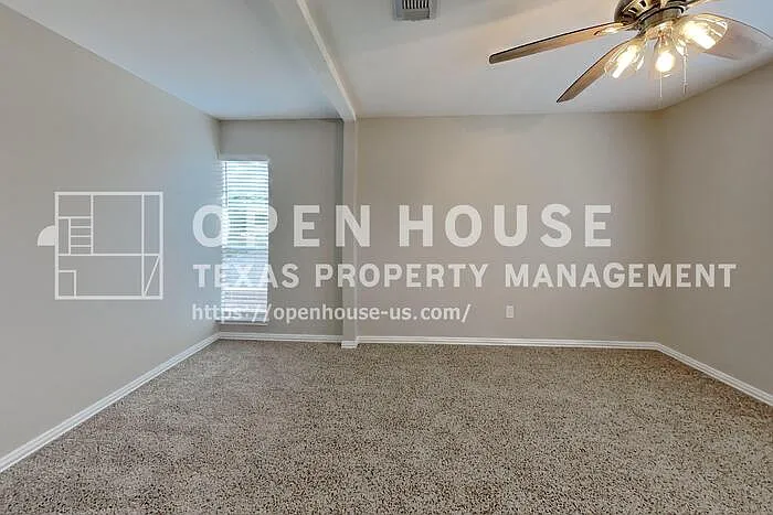 3515 Saint William Ln — Photo 12