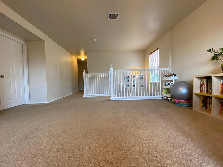 7915 Colonia — Photo 12