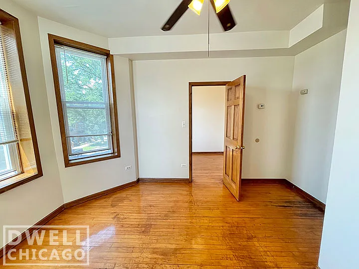 1620 W 38th St #2F — Photo 1