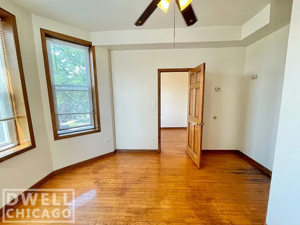 1620 W 38th St #2F, Chicago, IL 60609