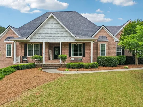 807 Kennedy Ct, Loganville, GA 30052