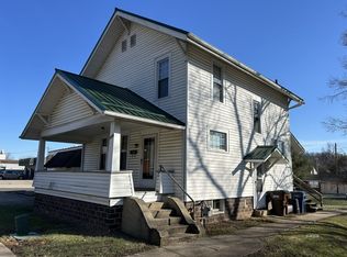 439 E State St, Athens, OH 45701