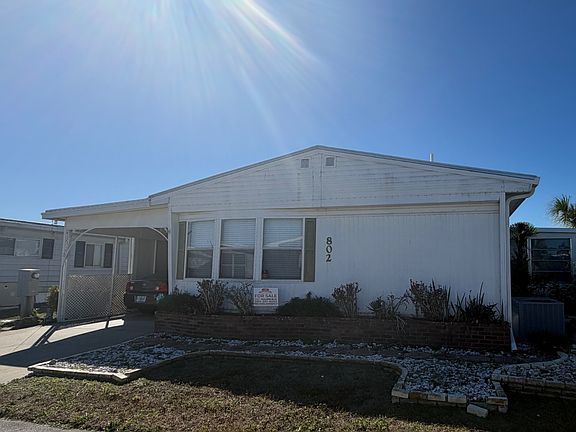 2nd image of 802 Pirates Rest Rd