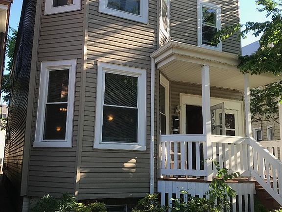 2nd image of 1703 W Irving Park Rd #1