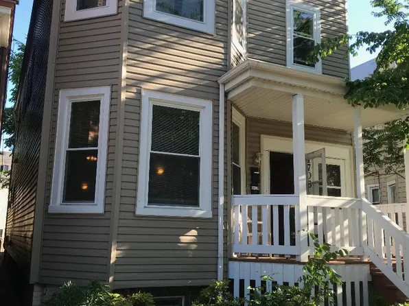 1703 W Irving Park Rd #1, Chicago, IL 60613