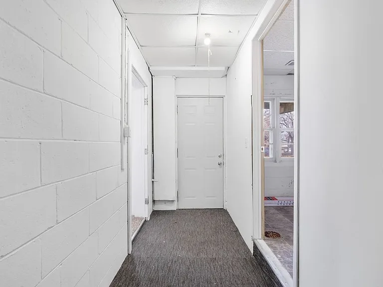 1122 Franklin St — Photo 27