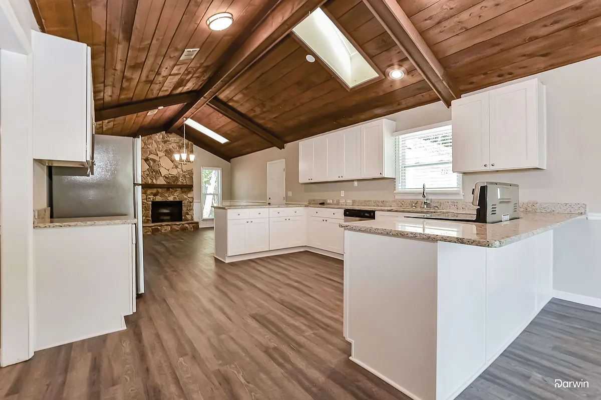 Building Photo - 712 Coachlight Dr