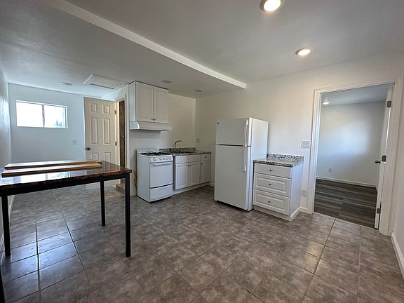 3rd image of 2370 Mitchell Ave