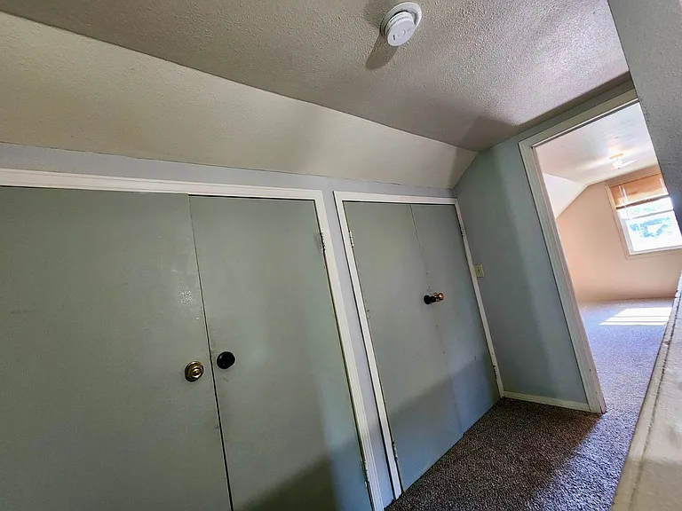 1515 S Norton Avenue (Alpha Team) — Photo 23