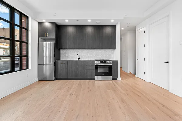 Rented by Joel Scharf, LREB | media 4