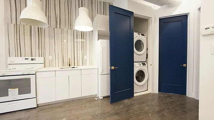 Rented by Jankos Group LLC | media 16