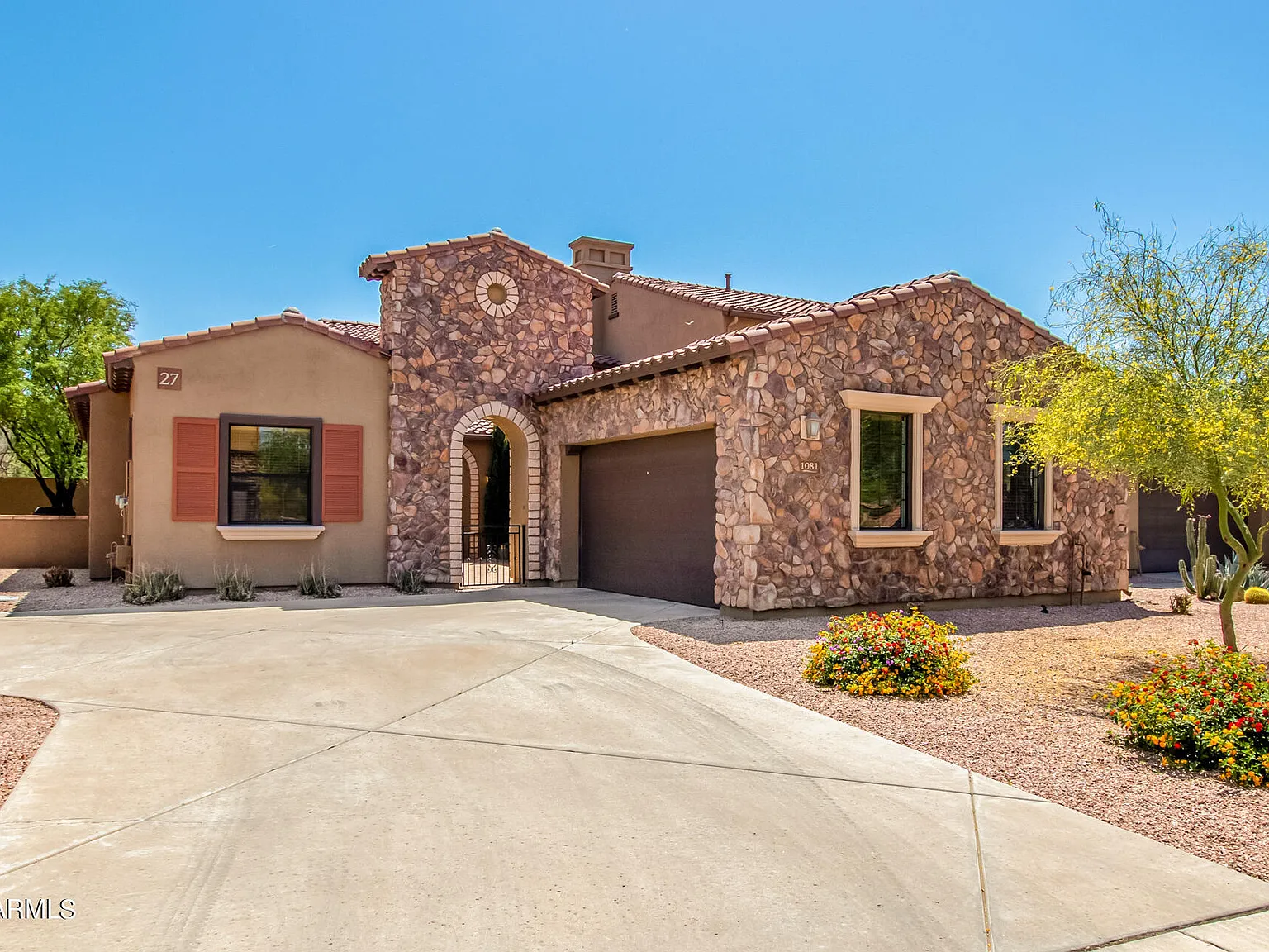 3 bed, 2.0 bath, 2101 sqft, $4,000 — Photo 4