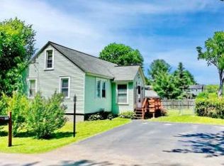 331 Pleasant St, Troy, NY 12182