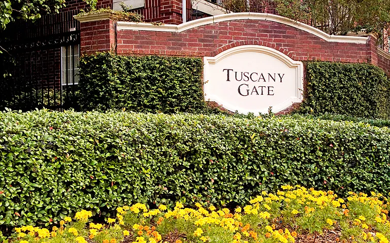 Tuscany Gate Apartments — Photo 17