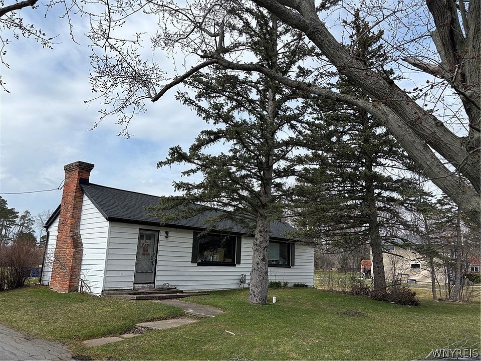 1st image of 190 Ayer Rd