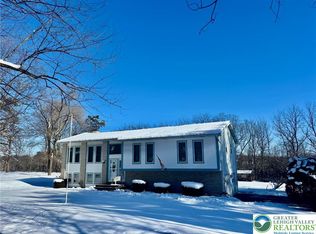 372 Oxford Cir, Bath, PA 18014