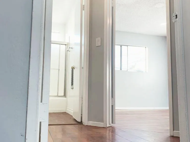 4020 Inglewood Blvd #10 — Photo 7