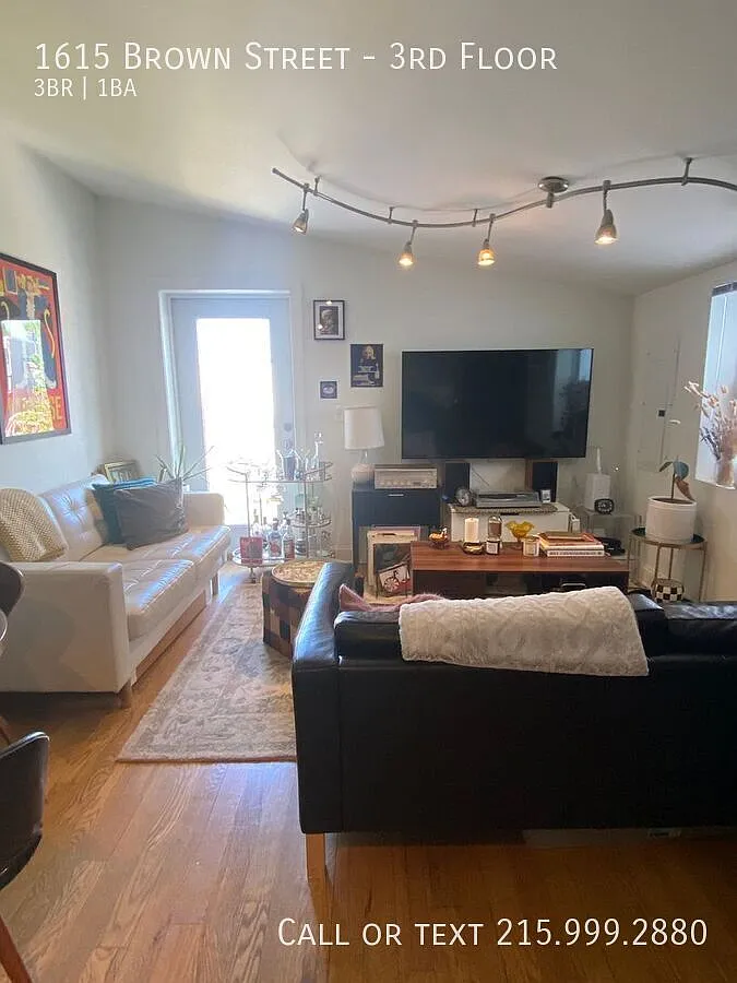 Welcome to 1615 Brown Street! — Photo 2