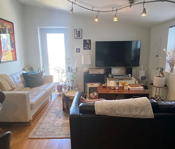 1615 Brown St #3 — Photo 2