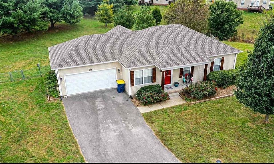 1st image of 513 Aries Ct