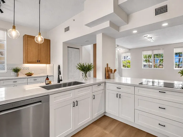 2065 S Ocean Dr #Townhouse 1 — Photo 13