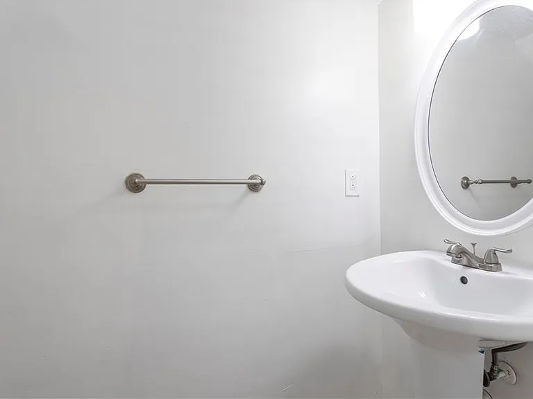 1585 Springleaf Point SE — Photo 11