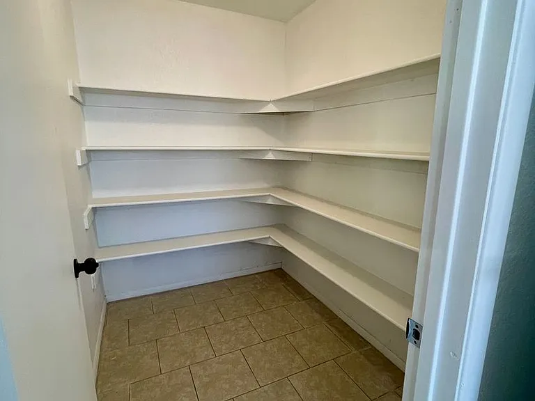 11348 E 24th Ln — Photo 13