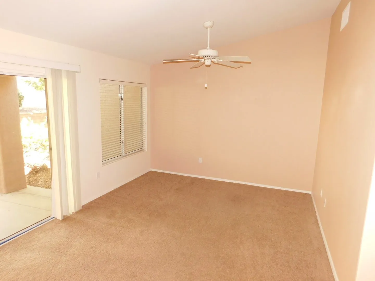 2 Bed/ 2 Bath Charleston floor plan in Sun City Summerlin — Photo 4