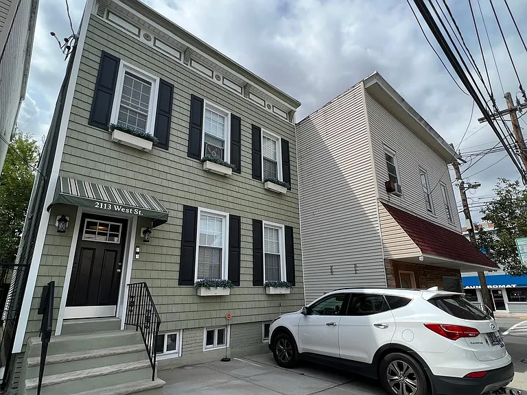 2113 West St — Photo 14