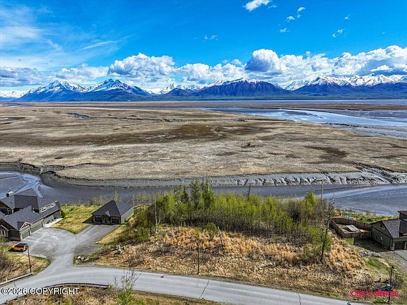 4th image of 7061 S Hayfield Rd