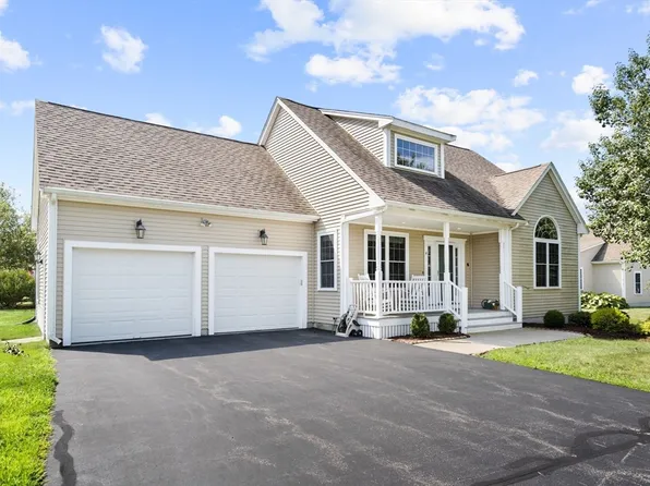 4 Winthrop St, North Easton, MA 02356