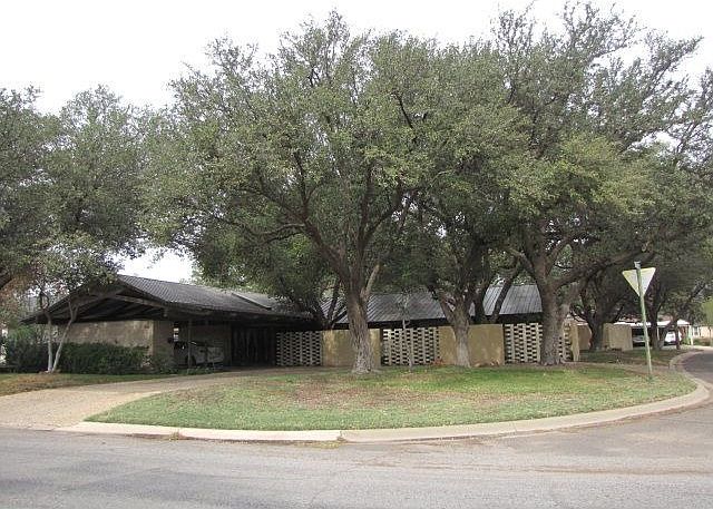1st image of 2400 Humble Ave