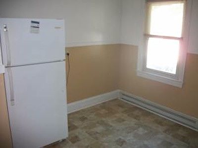 2nd image of 9524 17th Bay St