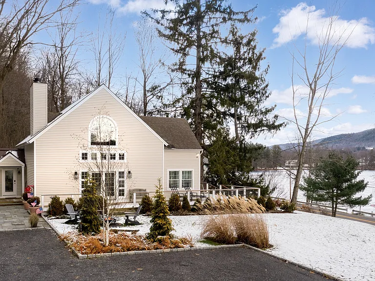 121 Queechy Lake Dr — Photo 30