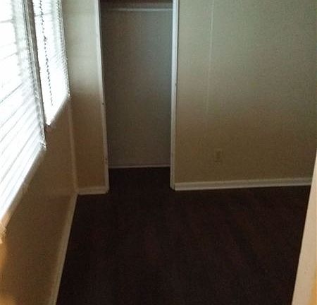 4 Bedroom 1