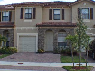 7165 SW 163rd Ct, Miami, FL 33193