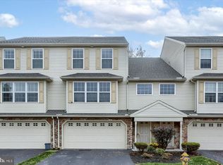 131 Mapleton Blvd, Harrisburg, PA 17112