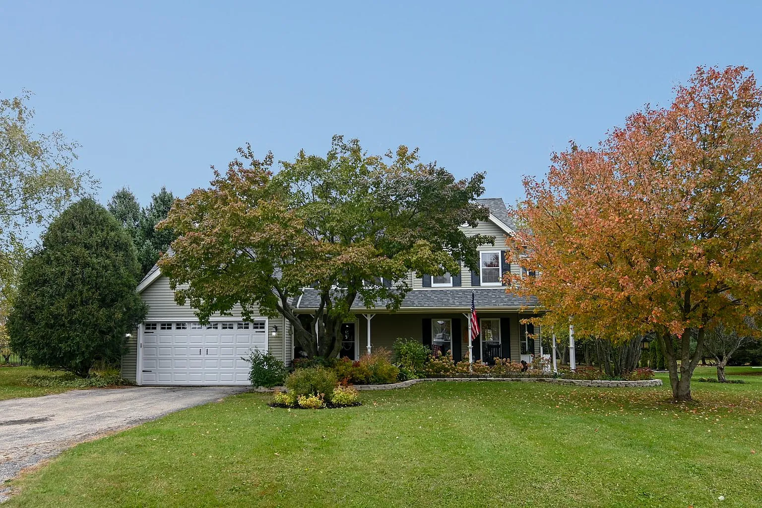 8110 Penny Ln photo 1