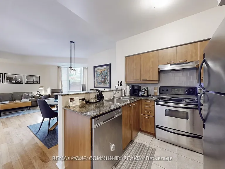 455 Rosewell Ave #101 — Photo 19