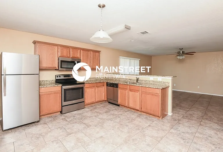 1701 Vineridge Ln — Photo 10