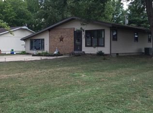 1519 Dodds St, Mount Vernon, IL 62864