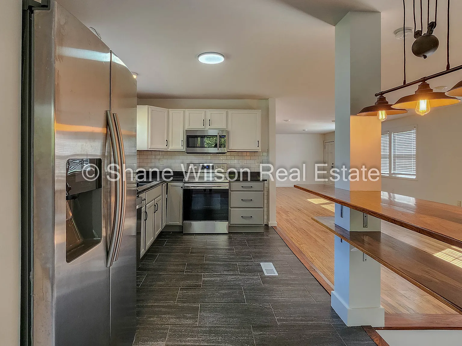 3 bed, 1566 sqft, $1,649 — Photo 3