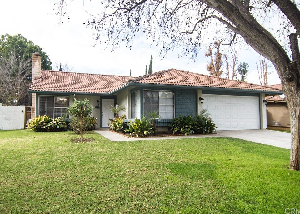 1st image of 2964 Cody Ct