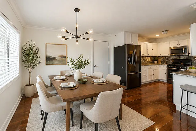 700 W Dempster St #G1 — Photo 4