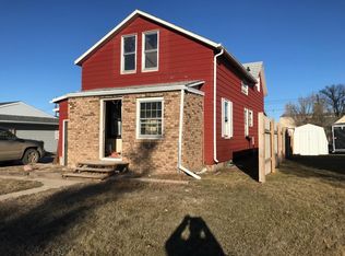1024 10th St W #B, Williston, ND 58801